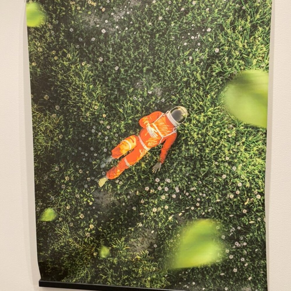 Large fabric/cloth poster with magnetic hanger - Astronaut